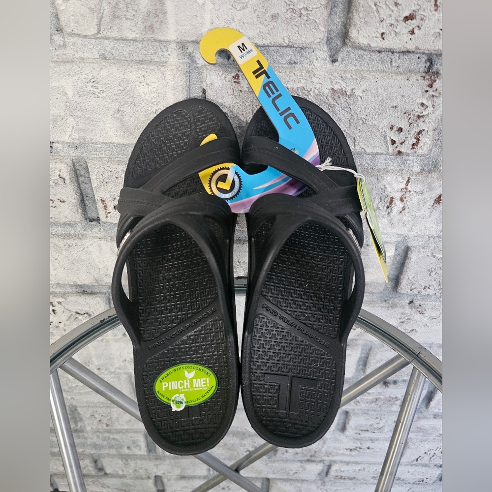Telic Mallory Sandal – Women’s Size 9 (New with Tags)